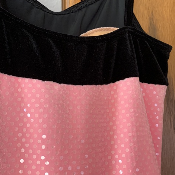 EUC BLACK VELVET, PINK SEQUINS AND TULLE WITH BLACK SATIN BOW TRIM DANCE COSTUME - Picture 9 of 13